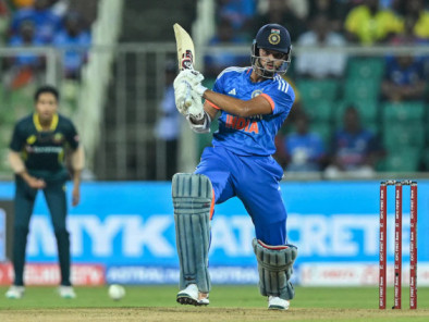 Yashasvi Jaiswal Sets Internet On Fire With Explosive Batting Against Australia- Watch: 4,4,4,6,6 3 Yashasvi Jaiswal slammed Sean Abbott
