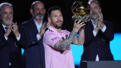 Messi celebrates 8th Ballon d'Or with fans
