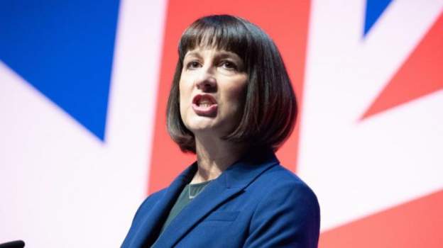 Inflation Falls to 4.6% as Government Meets Target 3 Labour's shadow chancellor Rachel Reeve