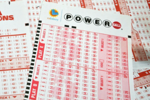 Powerball Ticket in Michigan Wins $842.4 Million Jackpot in New Year’s Day Drawing